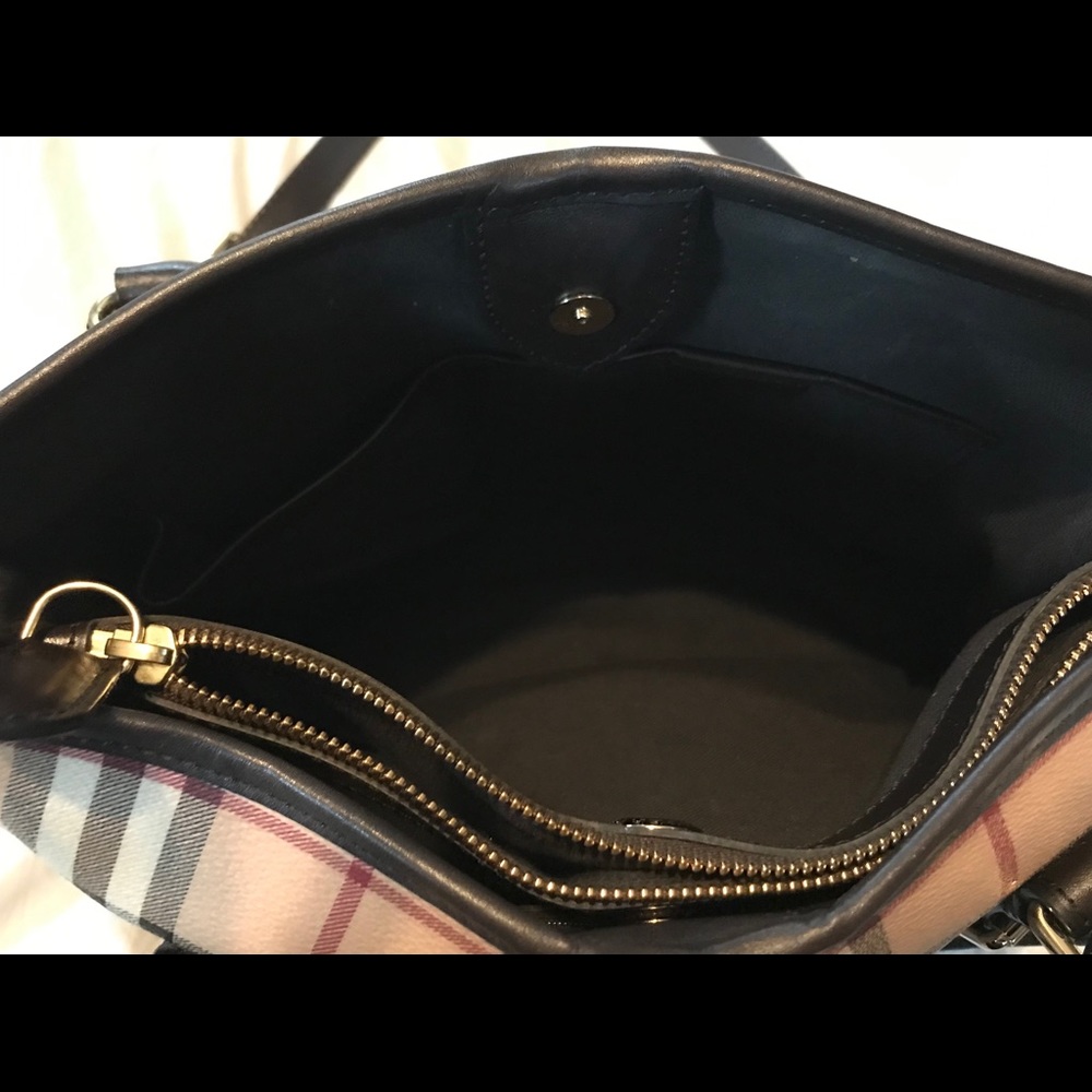 Authentic Burberry Northfield Haymarket Check - Picture 7 of 8